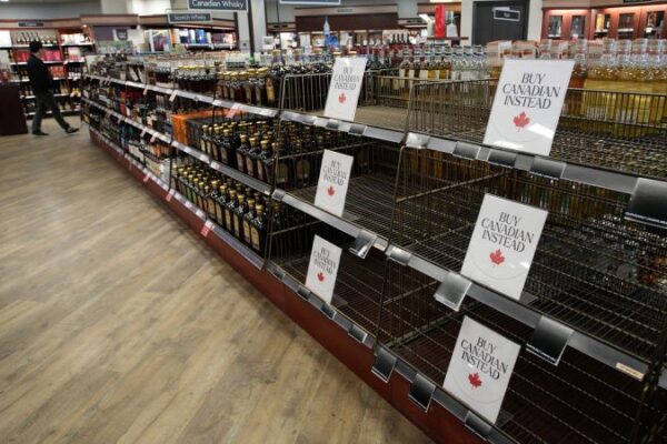 ট্রাম্পের মন্তব্যের জেরে কানাডার প্রতিশোধ, ক্ষতিতে আমেরিকানরা!